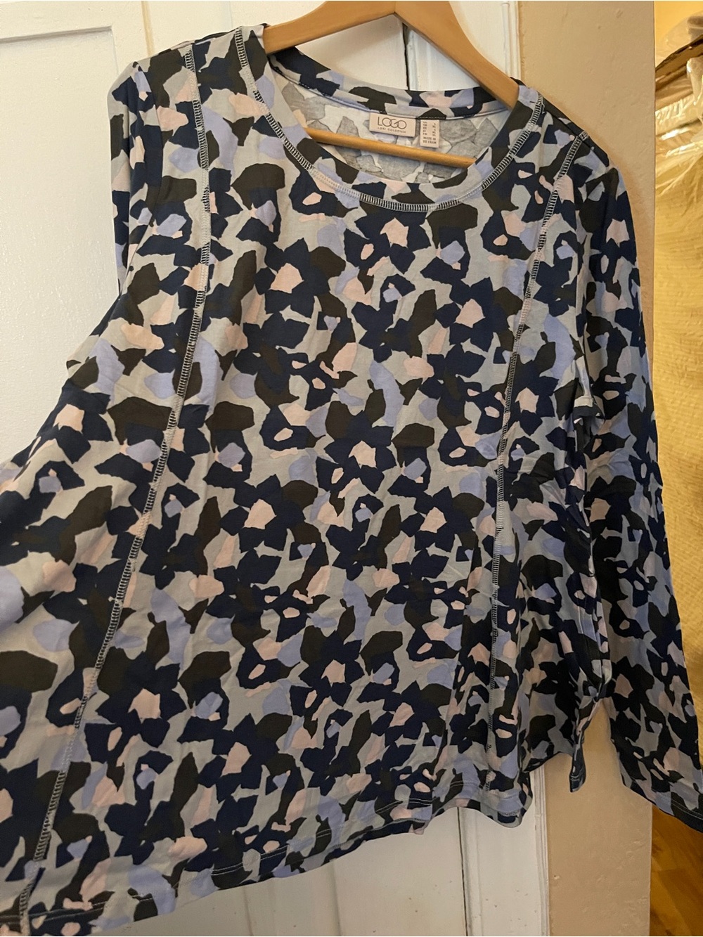 LOGO by Lori Goldstein Blue Camo Print Long Sleeve Top NWOT